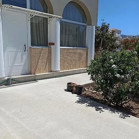Emily's House * Kos Town